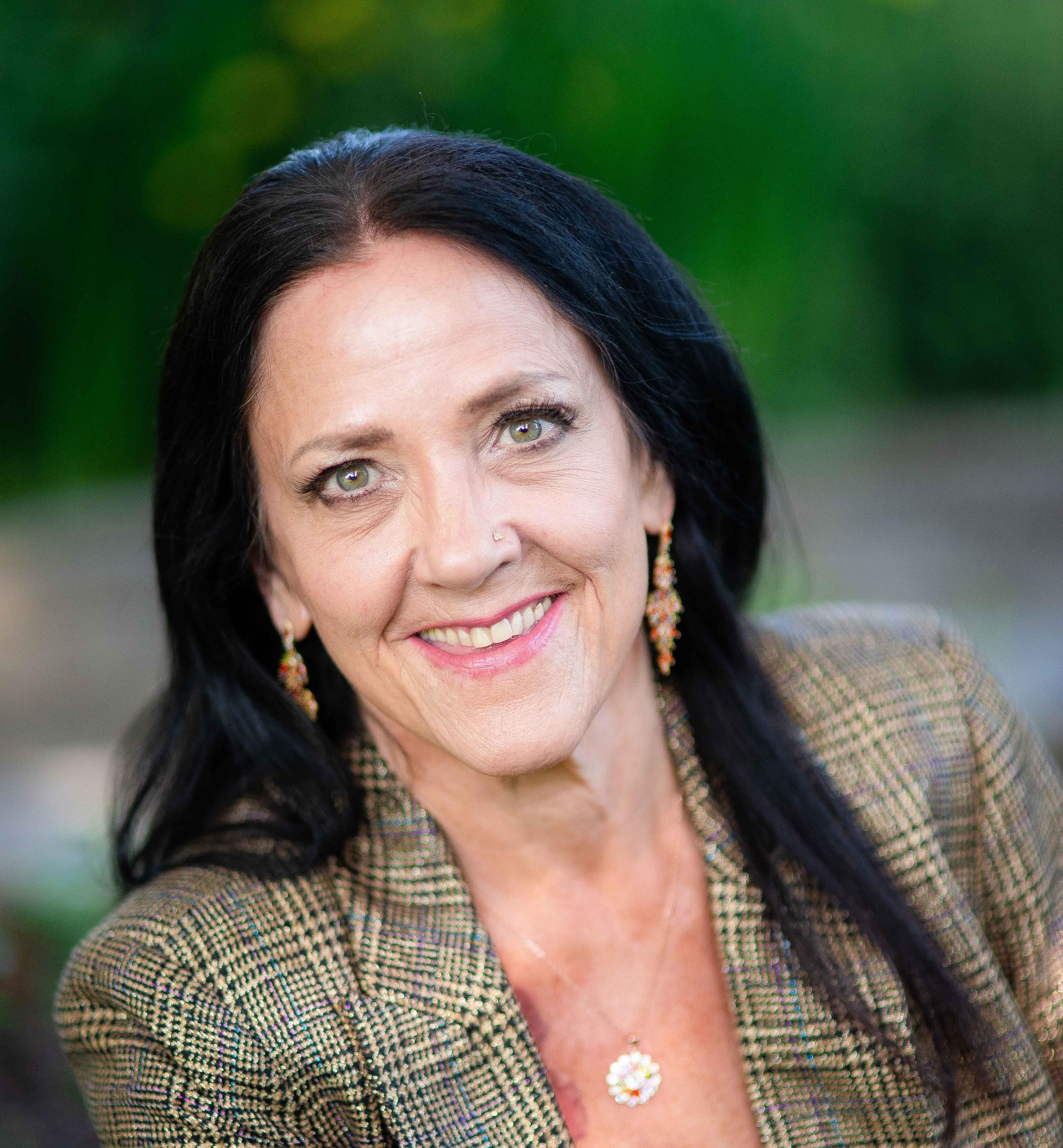 Living Change Coaching & Consulting Logo